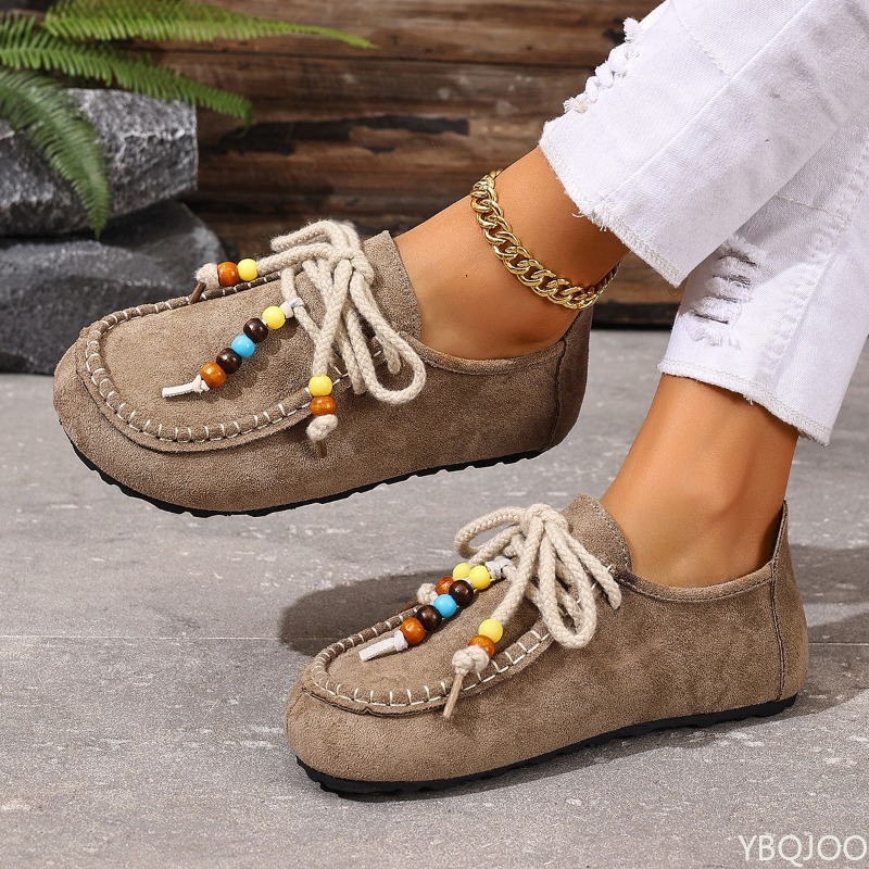 Ethnic Fashion Women - Sepatu Loafer Wanita Gaya Etnik, Kasual,
