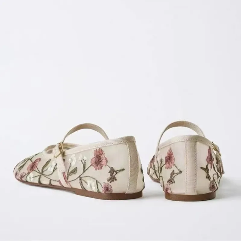 Sandal Merek Sejuk Wanita Flat - Women'S Ethnic Fashion Brands ulasan dan harga
